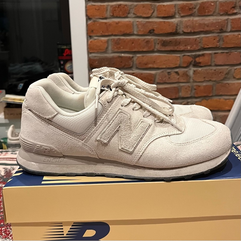 New Balance 574